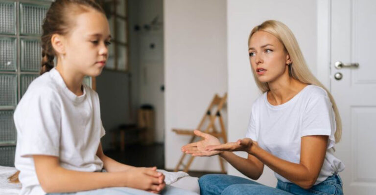19 Signs Your Parents Undermined Your Confidence and Personality