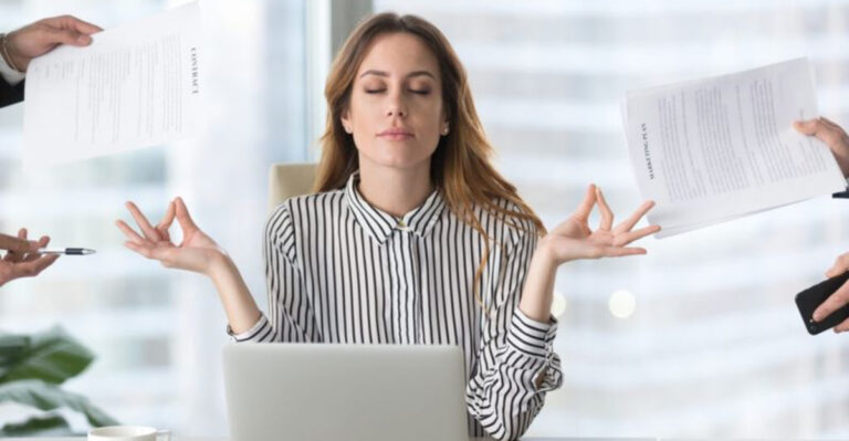 19 Things Unbothered People Do When Life Gets Stressful That Most People Never Think To Try