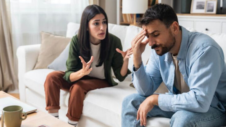 19 Big Red Flags People Ignore When They Marry Someone Who’s Lazy