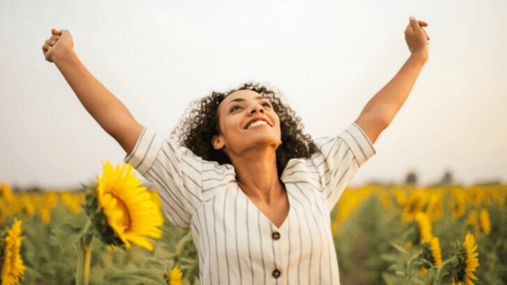 20 Definite Signs That She Is Genuinely A Nice Woman