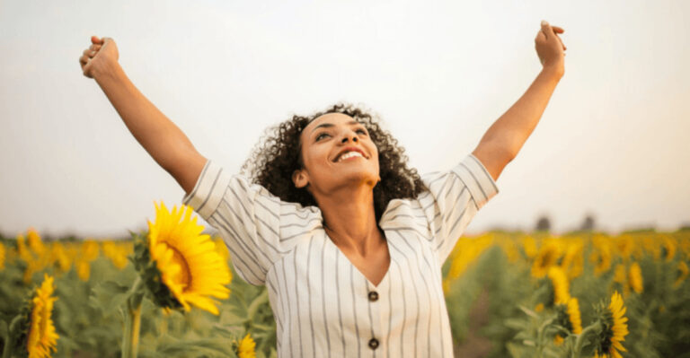 20 Definite Signs That She Is Genuinely A Nice Woman
