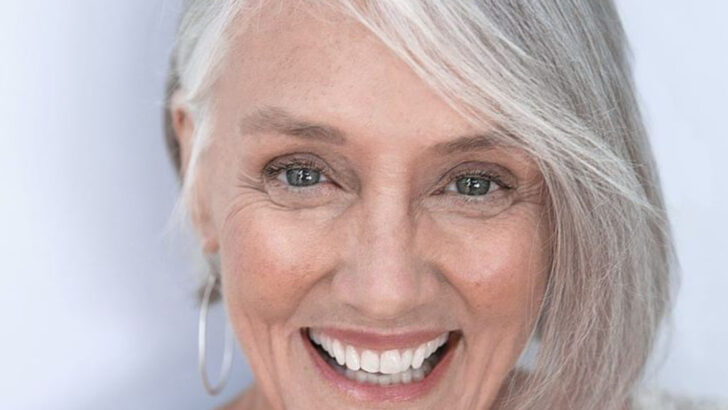 22 Ridiculous “Rules” Women Over 60 Should No Longer Follow