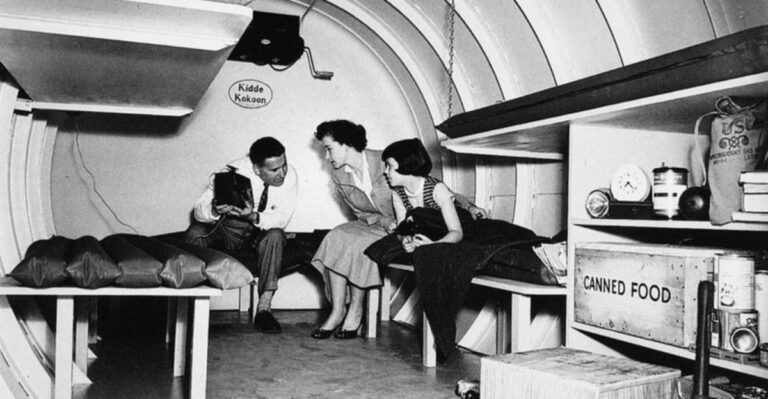 34 Unbelievably Outrageous Things That Passed as Normal in the 40s and 50s