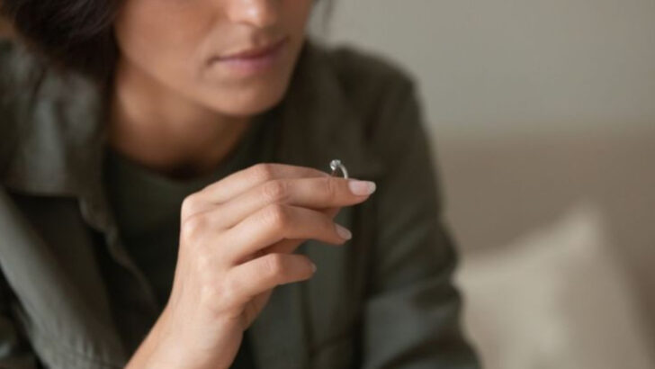 37 Key Reasons Women Finally Decide to Leave Their Husbands