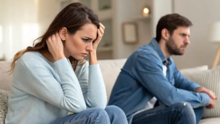 41 Bad Habits Married Couples Fall Into That  Lead Straight To Divorce