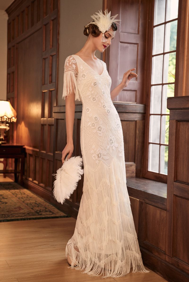 1920s Drop-Waist Elegance