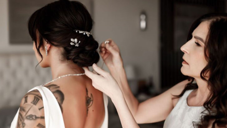 A Bridal Evolution: A Gallery of 15 Photos Of Wedding Fashion Through Time