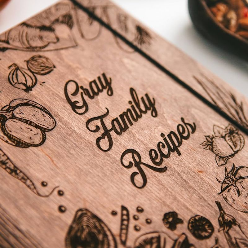Personalized Recipe Book of Family Favorites