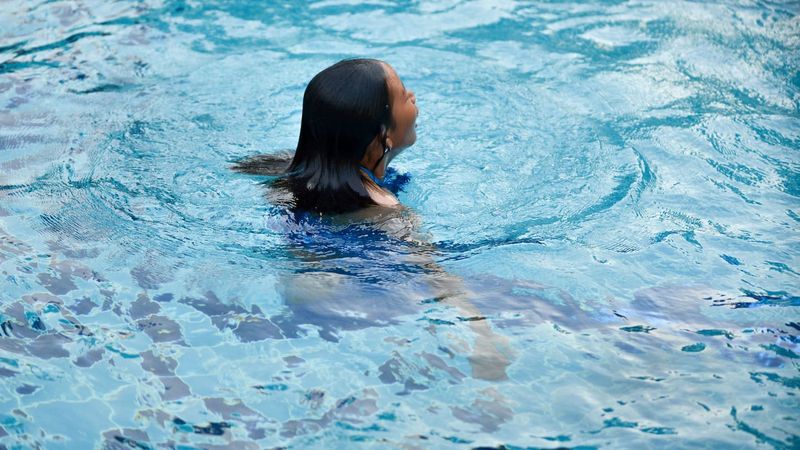 No sunscreen, seatbelts, or supervision at the pool