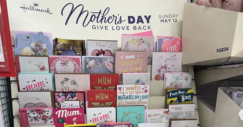 Last-Minute Card Rush