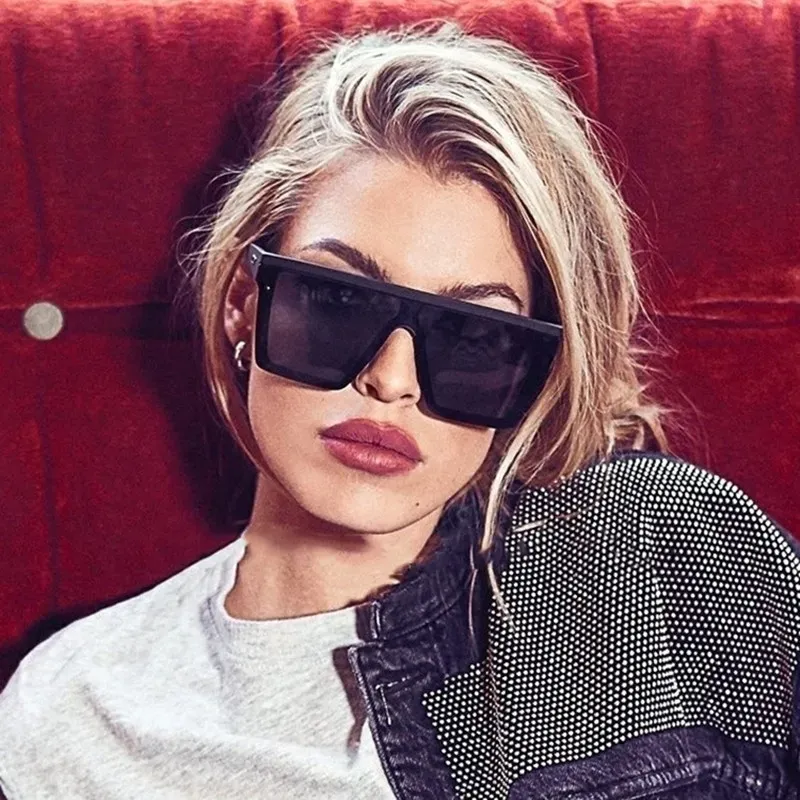 Bold Sunglasses with a Retro Edge