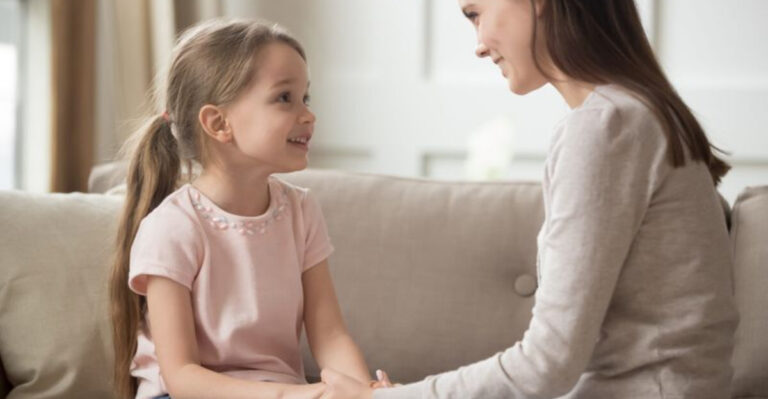 Daughters Raised By Strong Moms Learned 16 Lessons That Never Had To Be Spoken Out Loud
