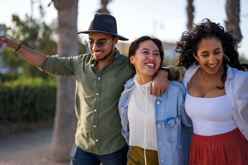 Rewriting Relationship Rules