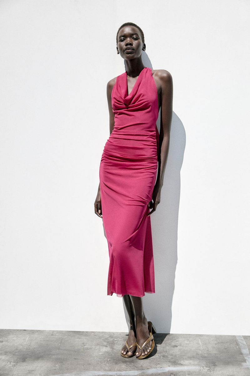 Fuchsia – She leads with boldness and warmth