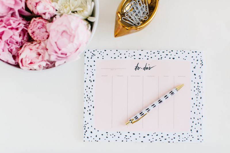 Journal What You Love About Being a Solo Mom