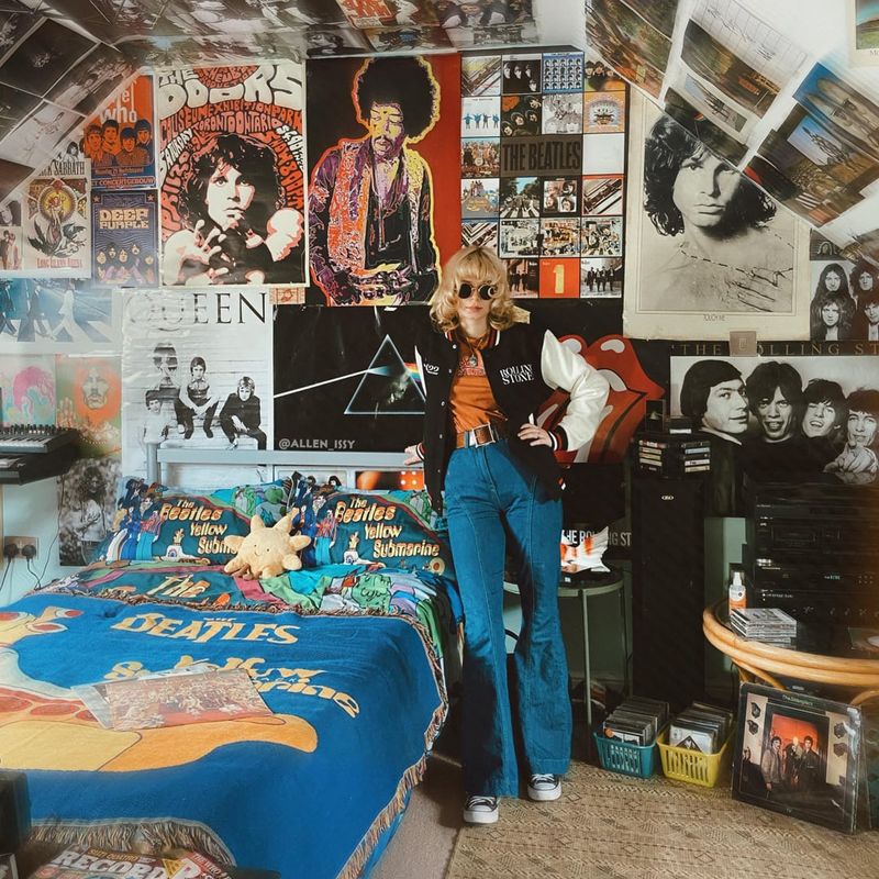 Decorating your walls with posters of rock gods