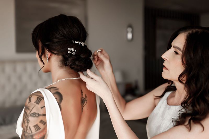Personalized Accessories Over Traditional Veils