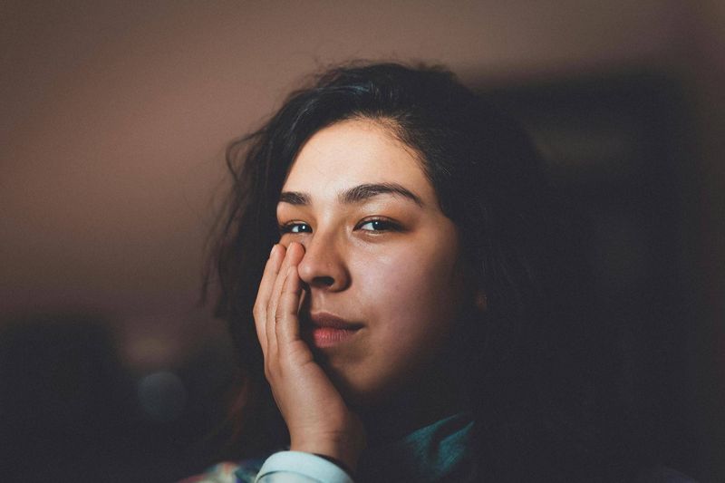Rewarding emotional detachment as strength
