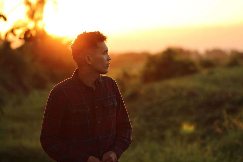 Emotional withdrawal: Not wanting to talk—but needing to