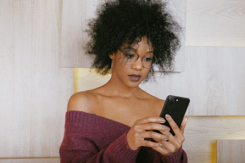 Don’t Stalk Her Online