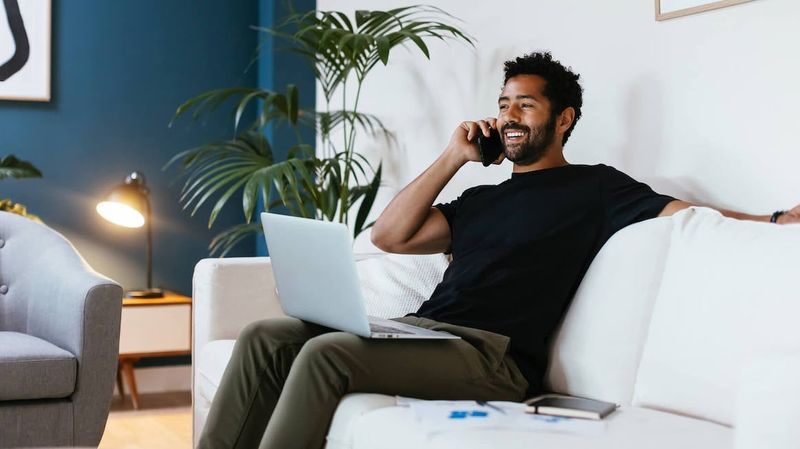 Clingy Isn’t Cute—Secure Is Hot