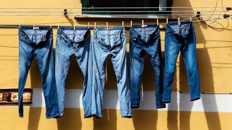 The Infinite Jeans Paradox