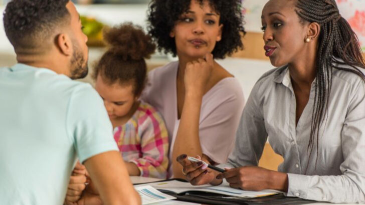 Teachers Reveal 15 Parenting “Red Flags” They Notice Right Away When Meeting A Parent Or A Kid For The First Time