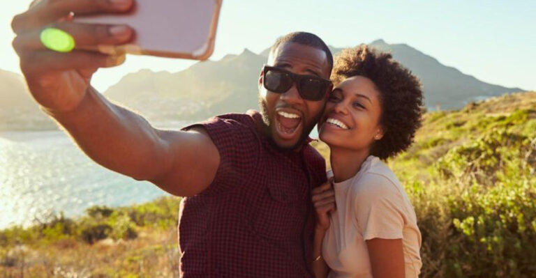 ‘What Are We?’: Your Ultimate Guide To Situationships (And 16 Reasons They’re Everywhere)