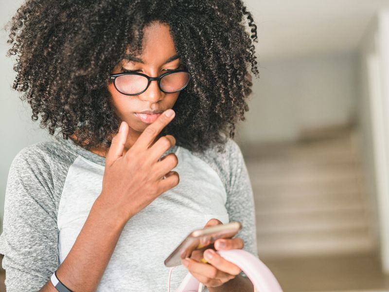 You Use Periods in Texts Like You’re Ending a Business Email