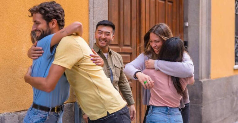 15 Characteristics In A Good Friend That Set The Bar High