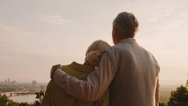 15 Reasons Why Many Couples Truly Fall In Love After 50, According To Psychologists