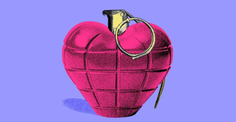 15 Red Flags You’re Being Love-Bombed By Someone Dangerous