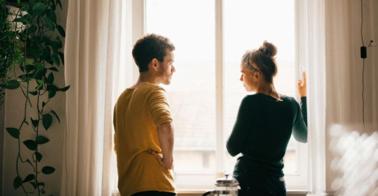 15 Sneaky Things Your Partner Is Doing That Could Cause Your Relationship To Suffer