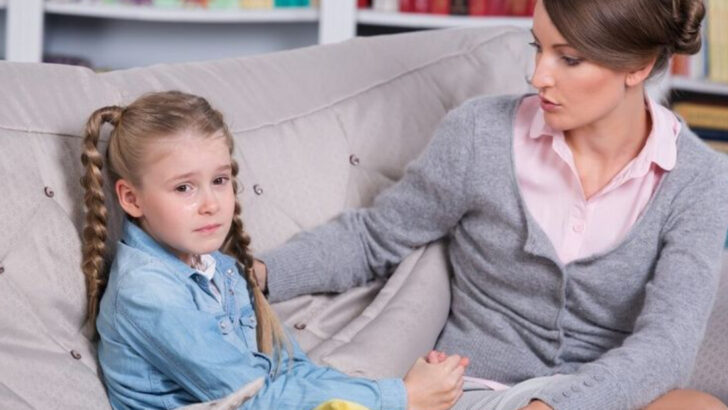 15 Things Your Parents Did That Felt Like Love Growing Up — But Were Actually Deeply Unhealthy