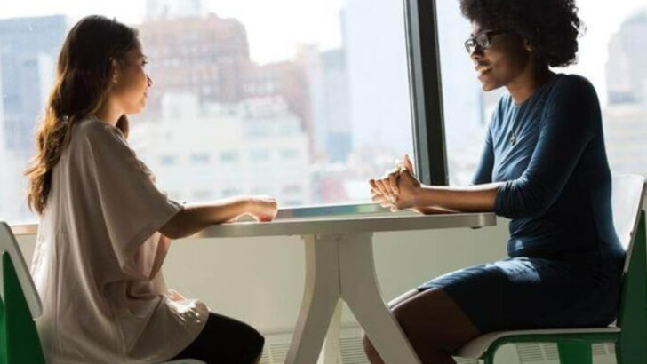 16 Habits of Rich Women That Seem Unusual to Most Women, But Are Actually Power Moves