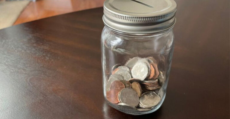 16 Little Things Frugal Women Always Have In Their Homes That Most People Overlook