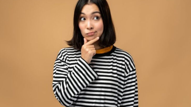16 Signs You’re Lying To Yourself About Who You Really Are