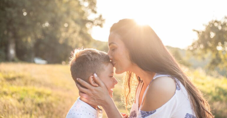 16 Things That Are Way Harder For Parents Of An Only Child