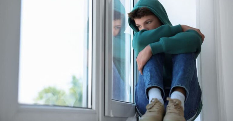 16 Things ‘Touch Starvation’ Does To Boys—And How Parents Can Help