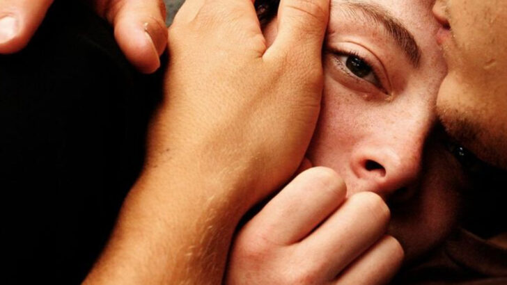 17 Signs Your Relationship Is Driven By Fear