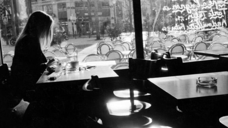 17 Things That Suck About Being Single