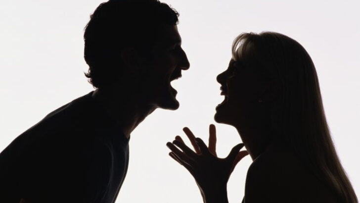 18 Signs You’re Living In A Marriage That’s Emotionally Over