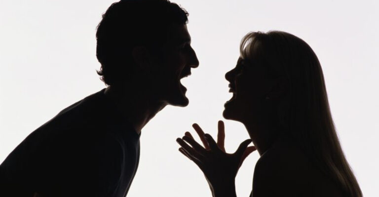 18 Signs You’re Living In A Marriage That’s Emotionally Over