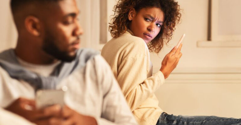 18 Signs You’re the Toxic One in the Relationship