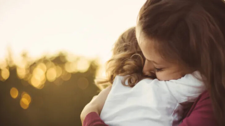 18 Things Every Parent Does—That Kids Secretly Remember Forever