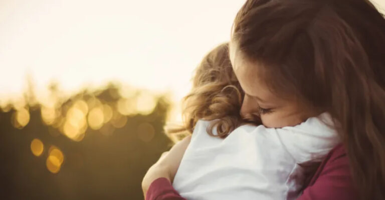 18 Things Every Parent Does—That Kids Secretly Remember Forever