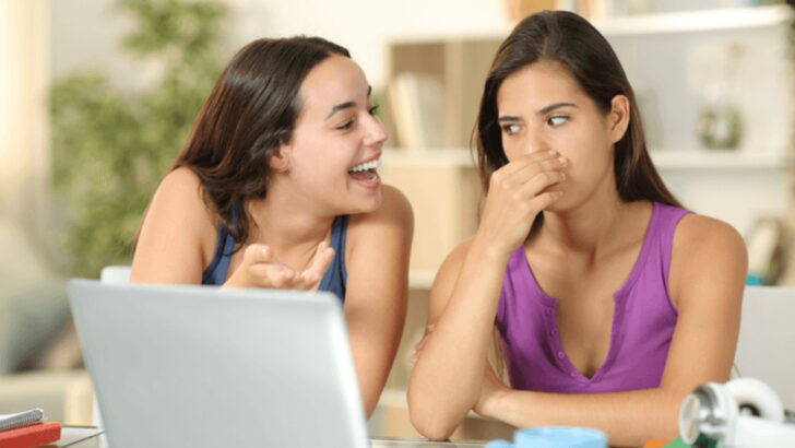 19 Behaviors That Make You Hard To Be Friends With