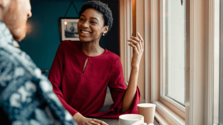 19 Things Highly Intelligent People Quietly Avoid That Average Minds Chase