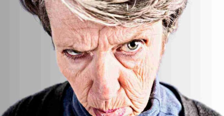 20 Manipulative Phrases Older Narcissists Use to Trap You — Don’t Fall for Them