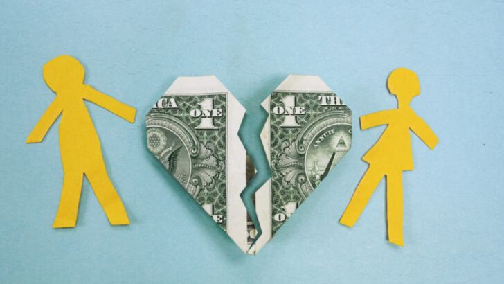 20 Reasons Why Financial Dependence Shouldn’t Trap You In An Unhappy Relationship